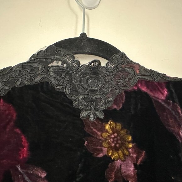 Dolls Kill Widow NWT Love to Love Her Goth Boho Velvet Lace Fringed Hem XS S - Picture 13 of 14